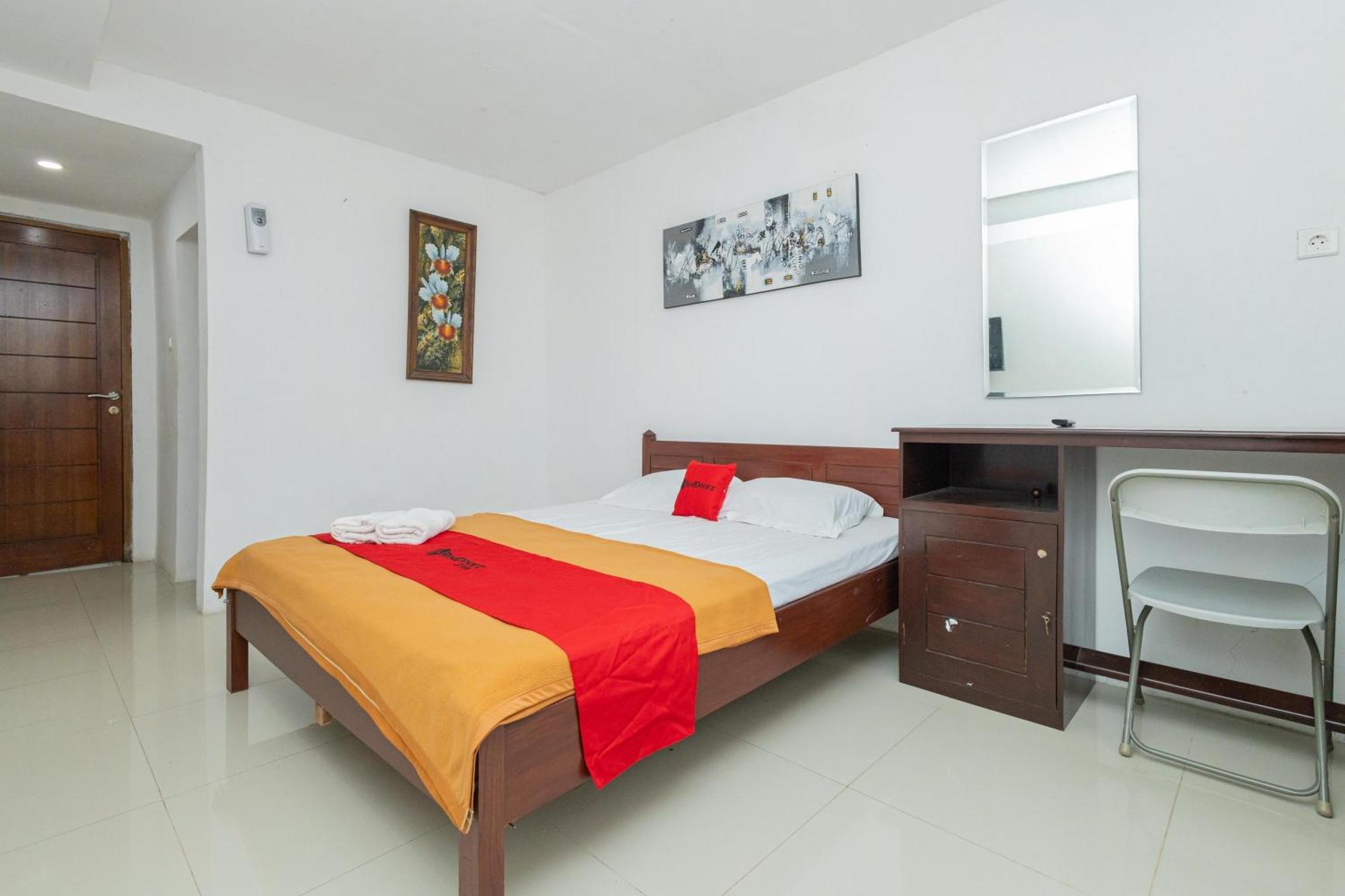 Reddoorz Syariah At Wisma Djokorio Poncokusumo 말랑 외부 사진